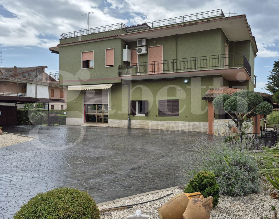 Palazzina - Image 17
