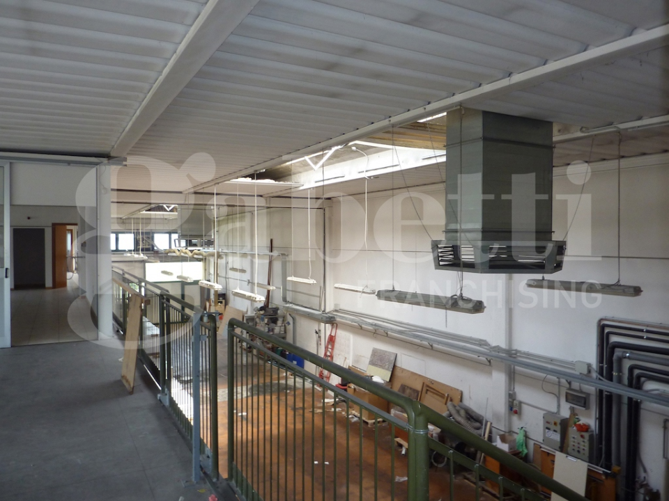 Capannone - Image 18