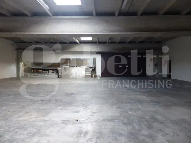 Capannone - Image 41