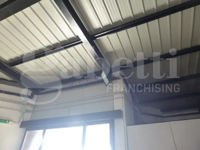 Capannone - Image 17