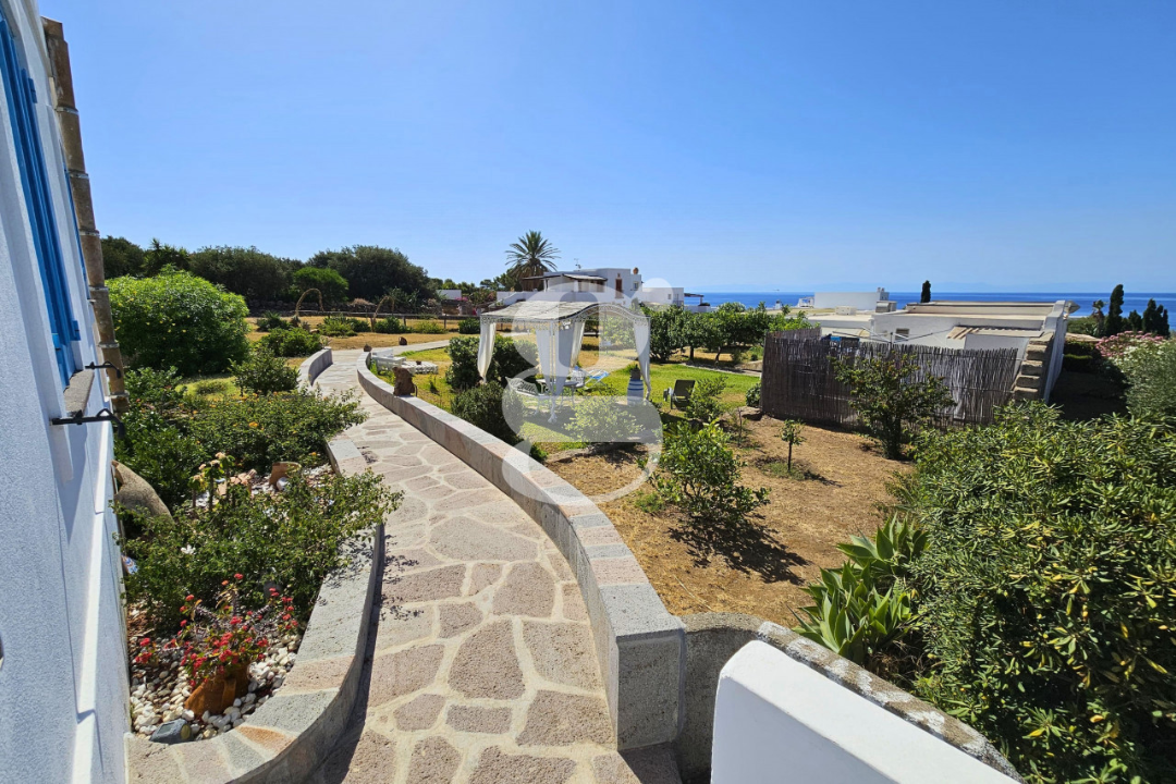 Villa - Image 11