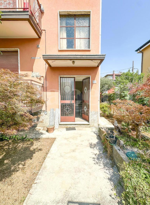 Villa - Image 4