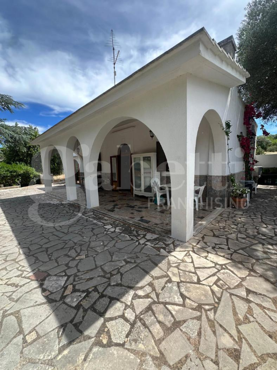Villa - Image 12