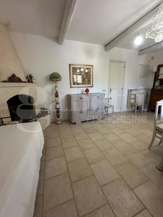 Villa - Image 15