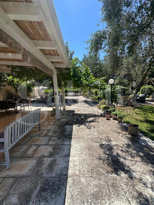 Villa - Image 7