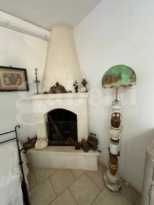 Villa - Image 11