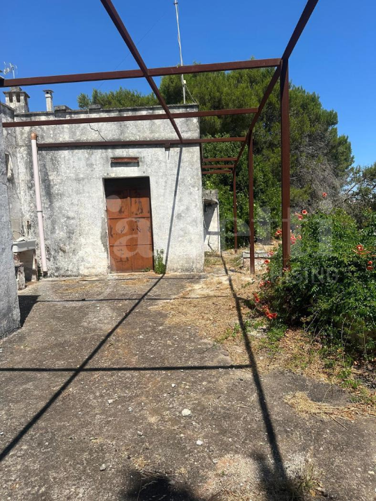 Villa - Image 4