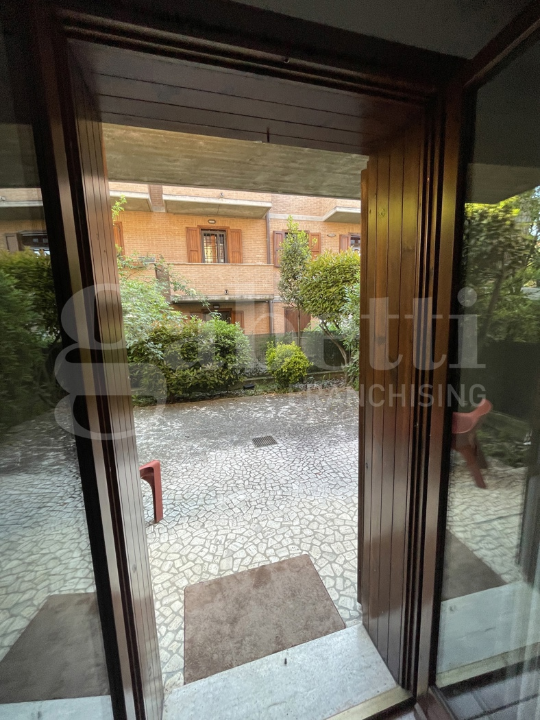 Villa - Image 2