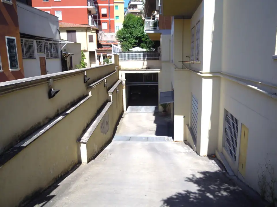 Posto Auto - Image 6