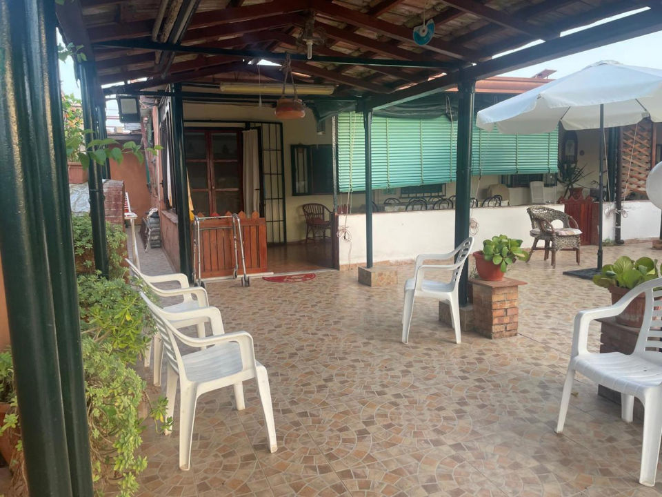 Villa - Image 8