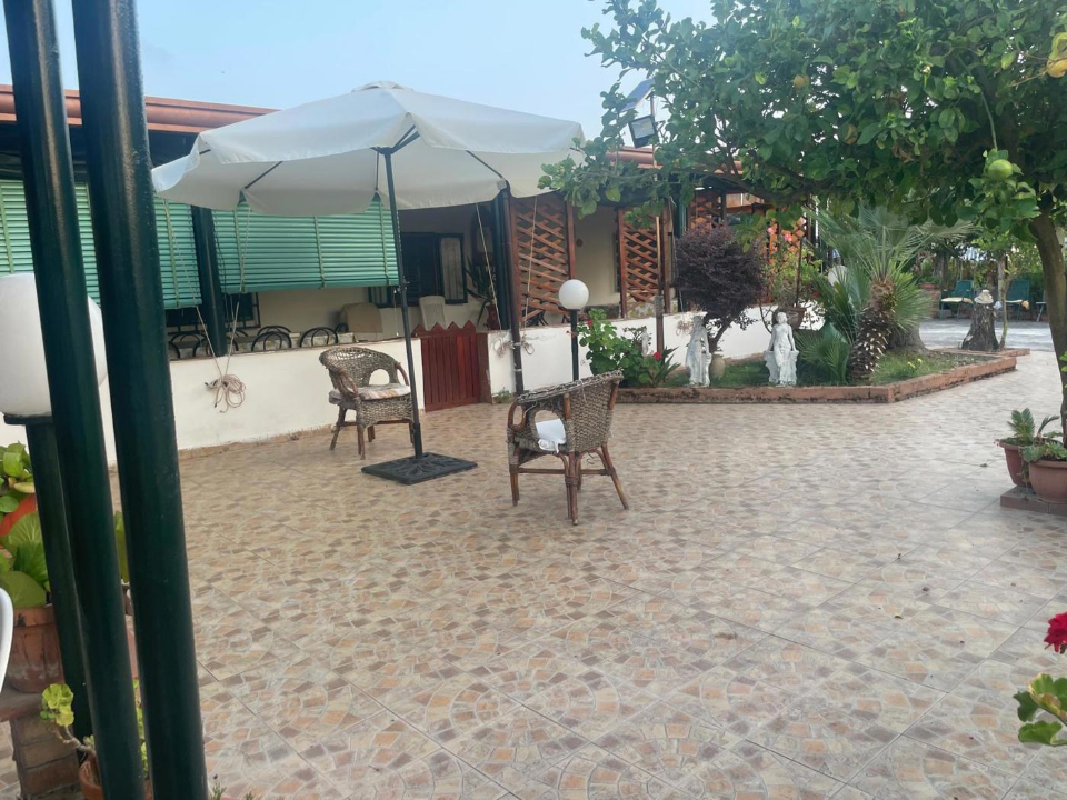 Villa - Image 7