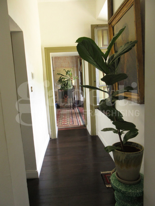 Villa - Image 31