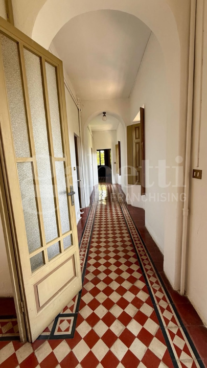 Villa - Image 25