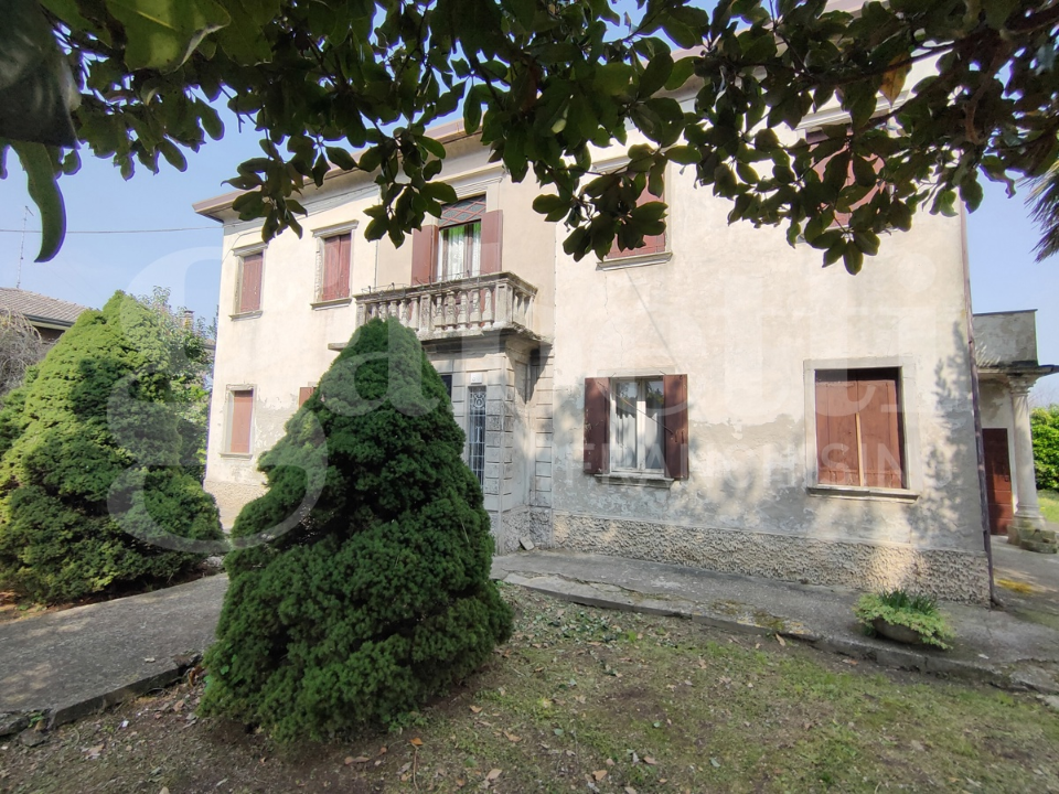 Villa - Image 18