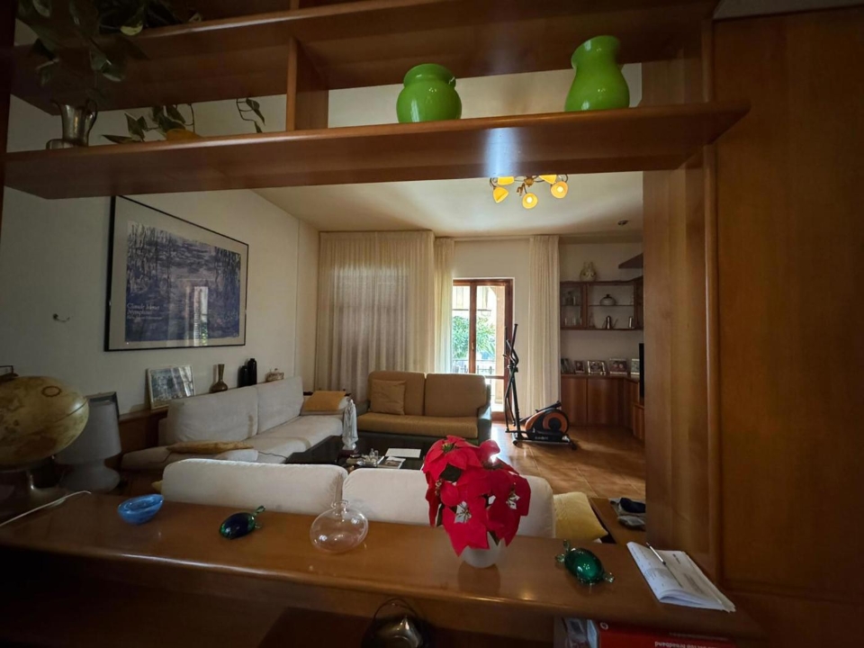 Villa - Image 6