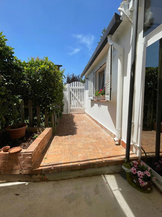 Villa - Image 1