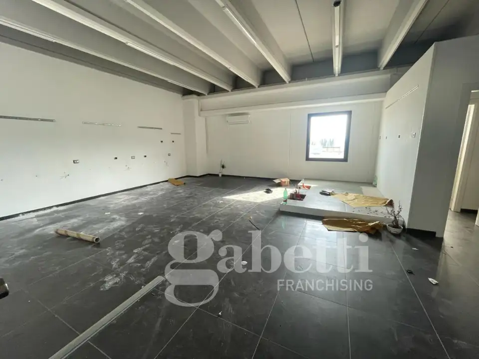 Capannone - Image 11