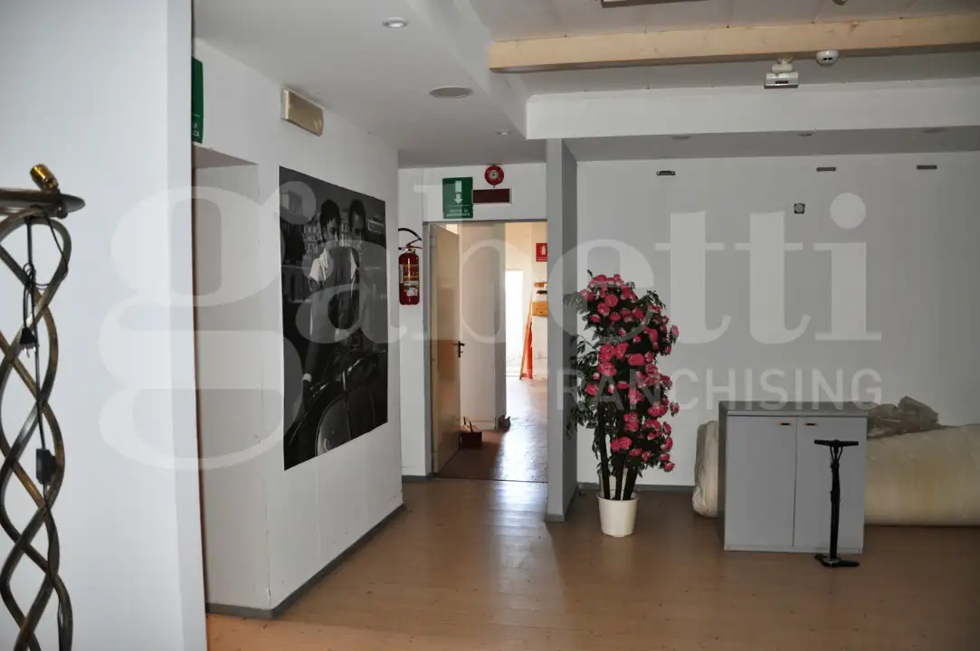 Palazzina - Image 19