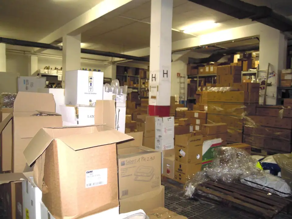 Magazzino - Image 19