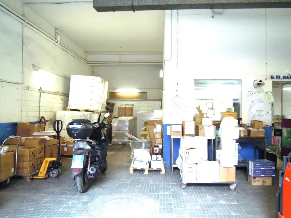 Magazzino - Image 15