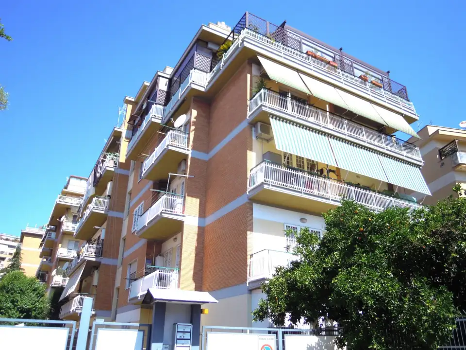 Posto Auto - Image 2