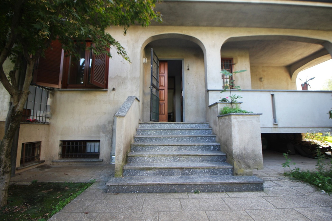 Villa - Image 3