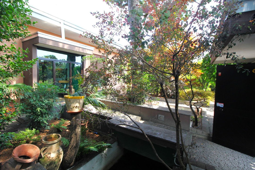 Villa - Image 7