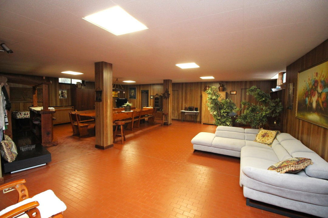 Villa - Image 25