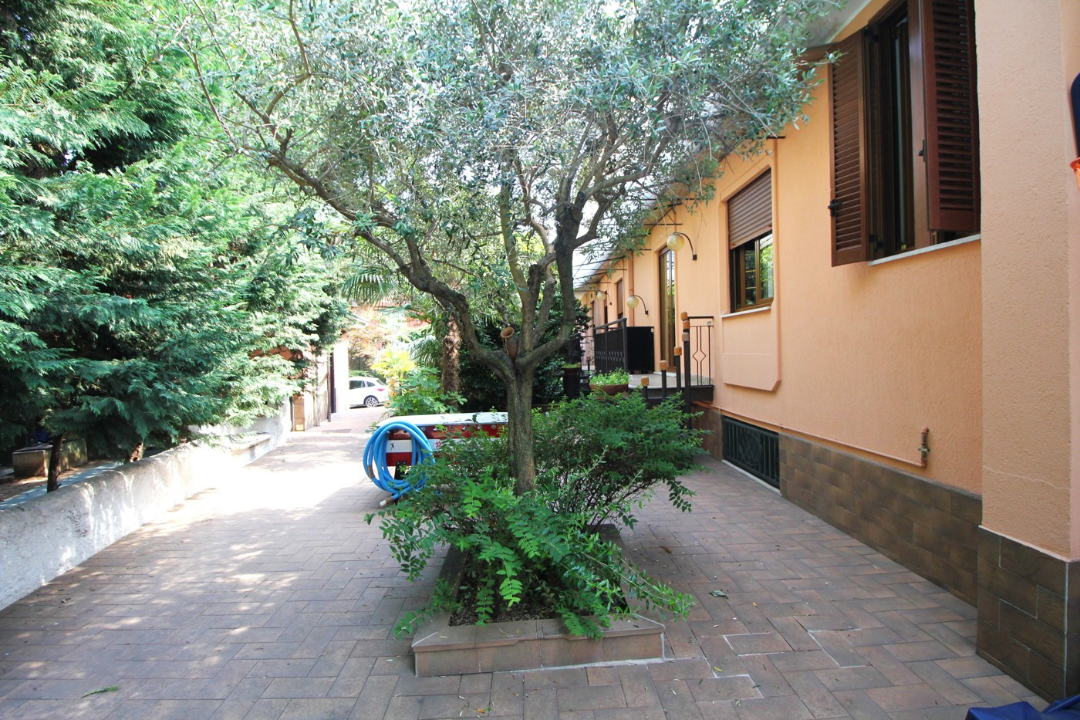 Villa - Image 41