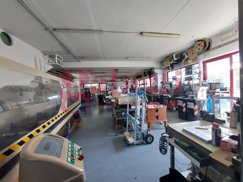 Capannone - Image 13