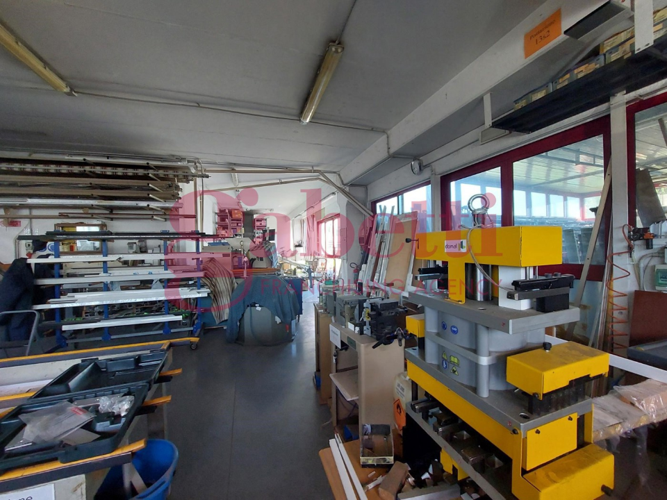 Capannone - Image 14