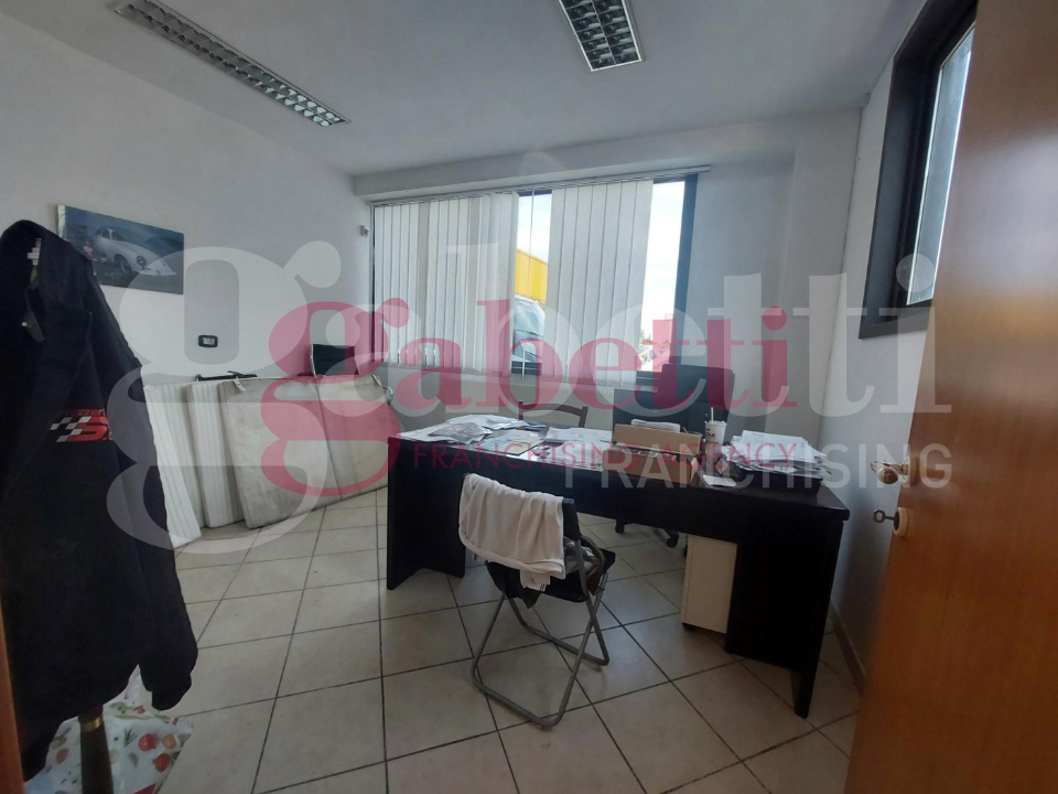 Capannone - Image 22