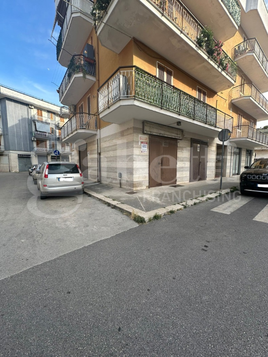 Altro - Image 1