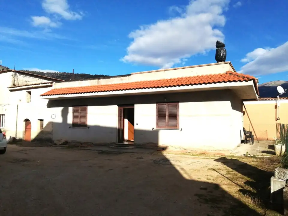 Casa Indipendente - Image 1