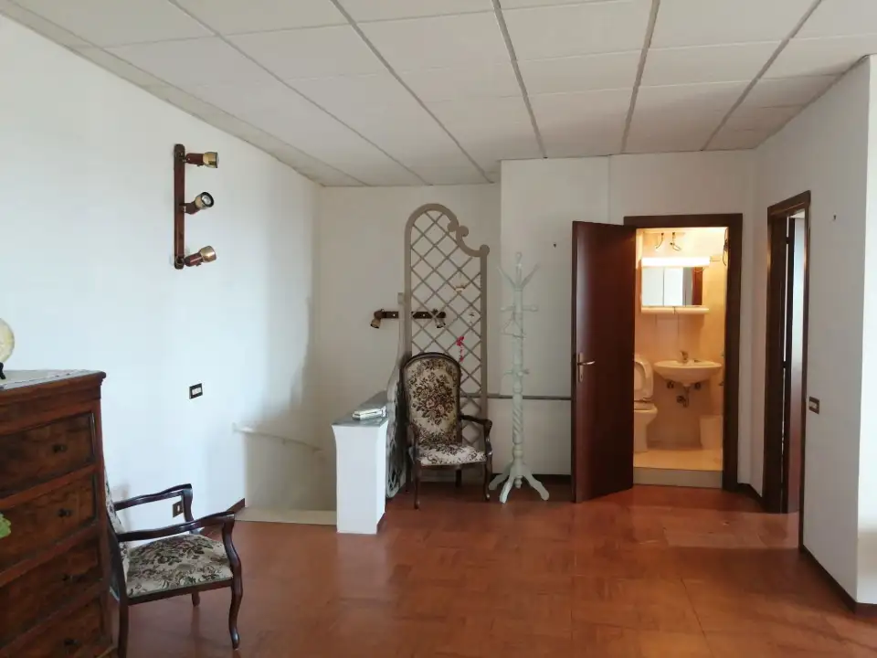 Palazzina - Image 12