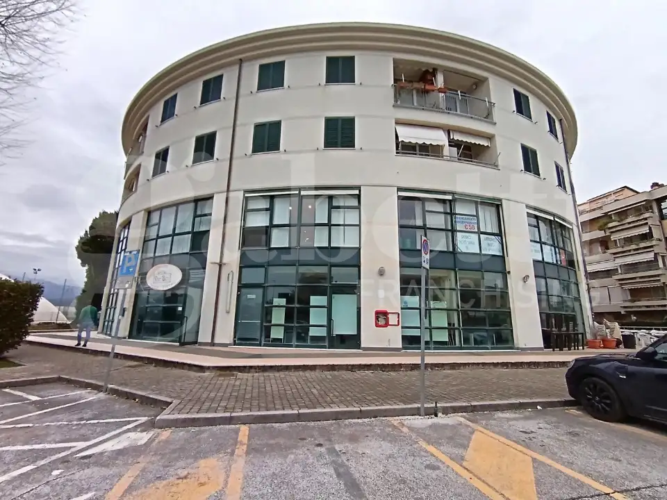 Edificio Direzionale - Image 11