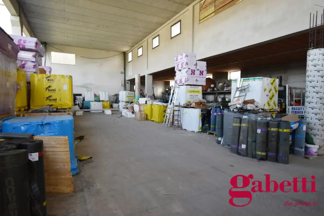 Capannone - Image 11