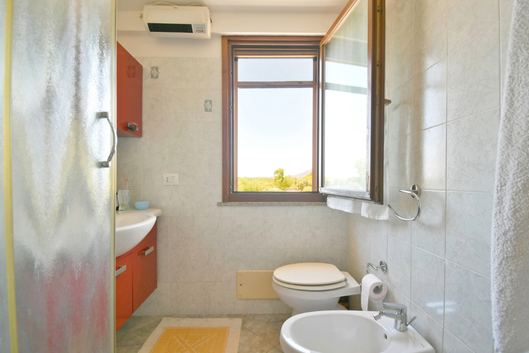 Villa - Image 31
