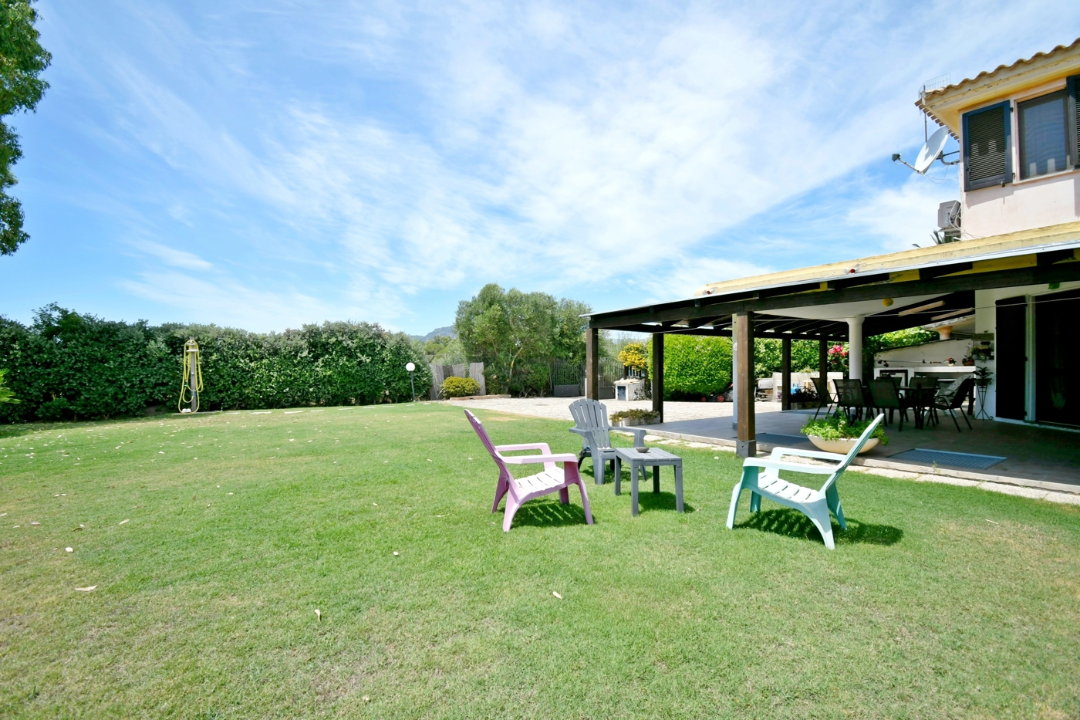 Villa - Image 2