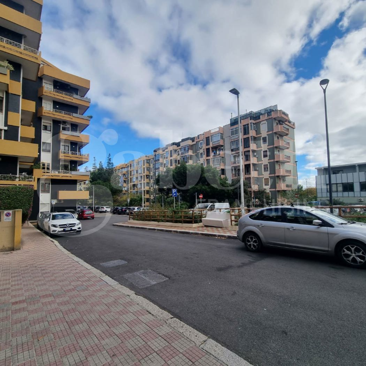 Posto Auto - Image 2