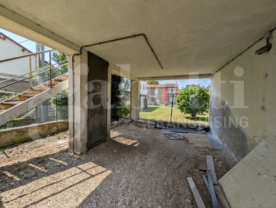 Magazzino - Image 5