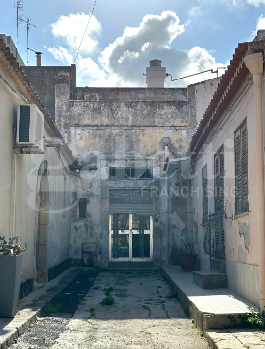 Laboratorio - Image 2