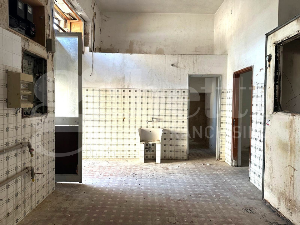 Laboratorio - Image 12