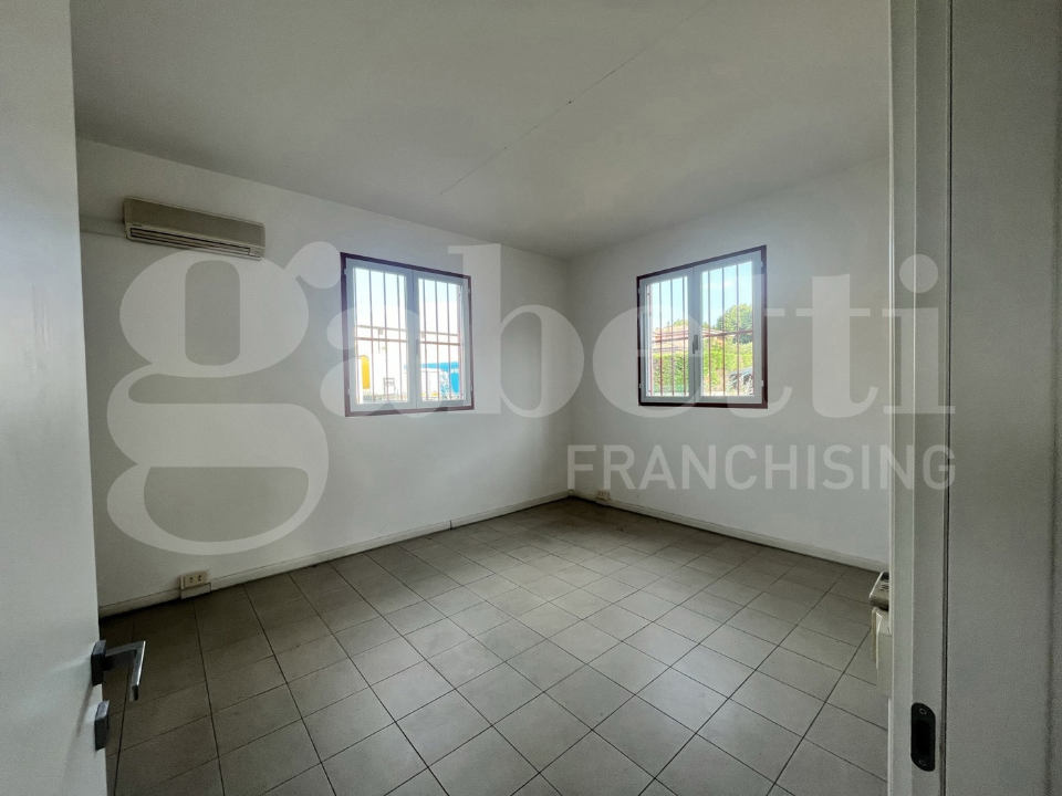 Capannone - Image 10