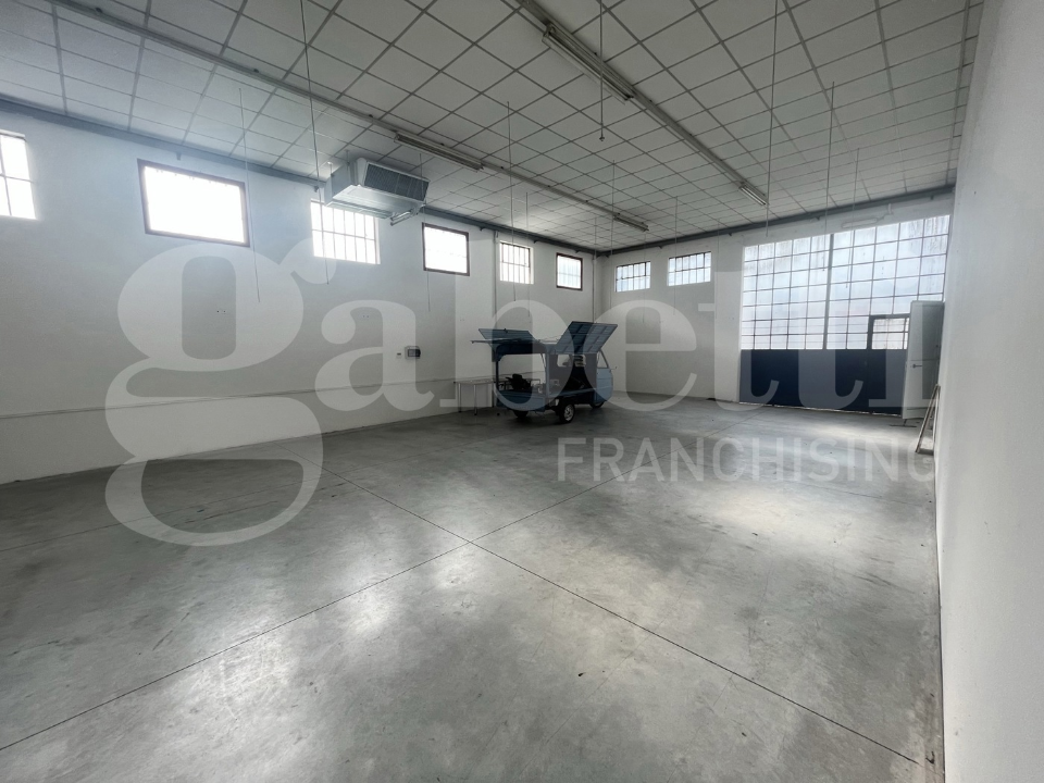 Capannone - Image 13