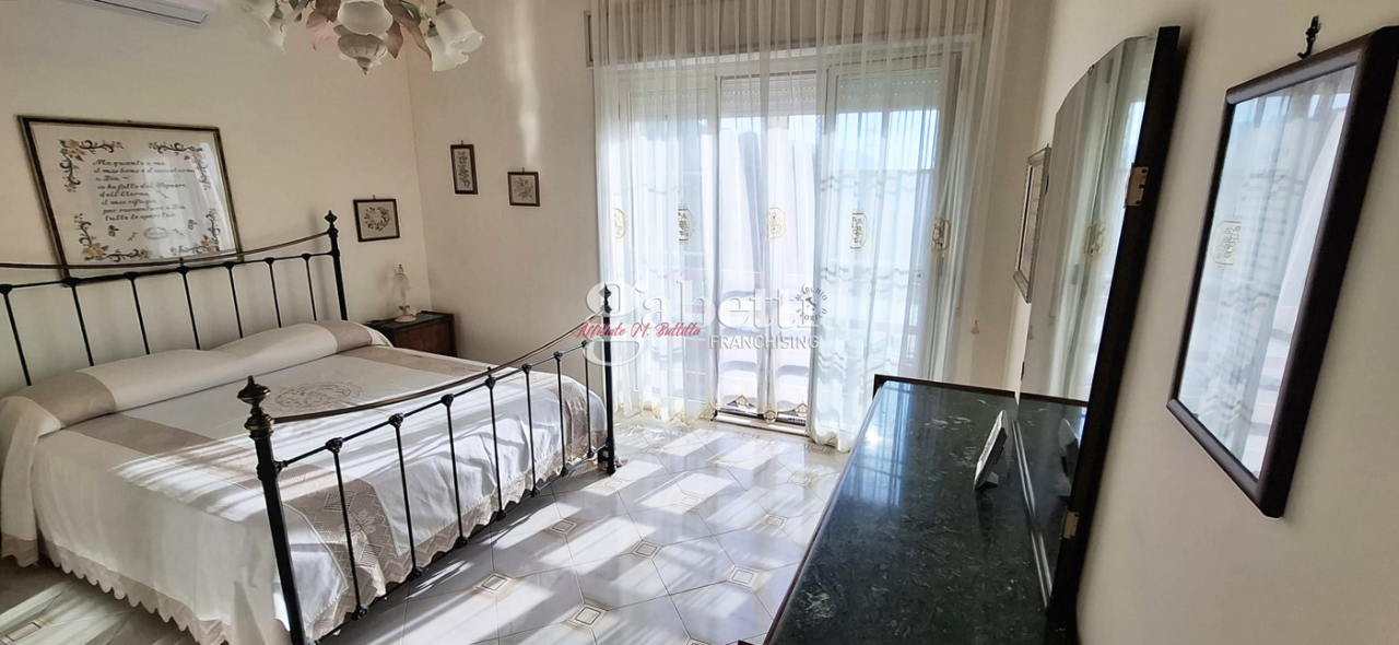 Villa - Image 12