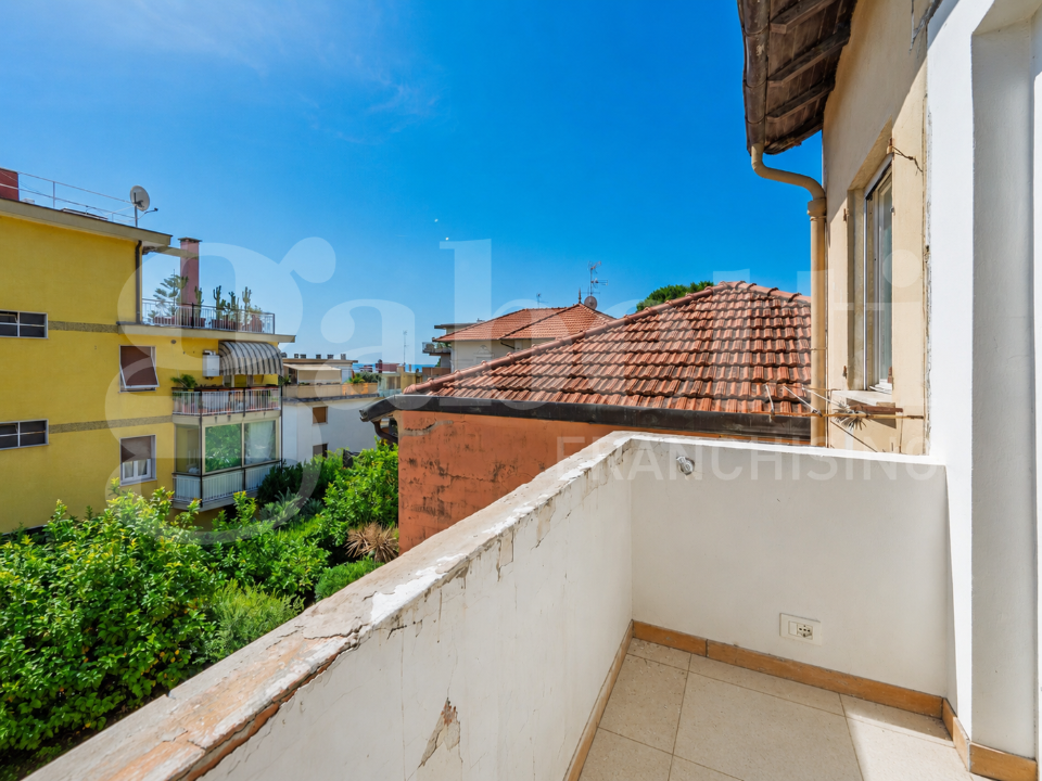 Villa - Image 12