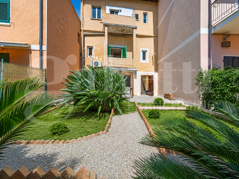 Villa - Image 20