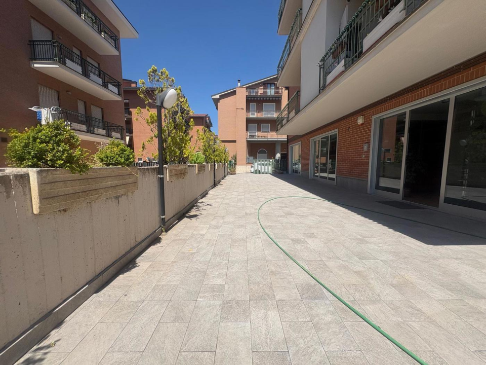 Centro Direzionale - Image 7