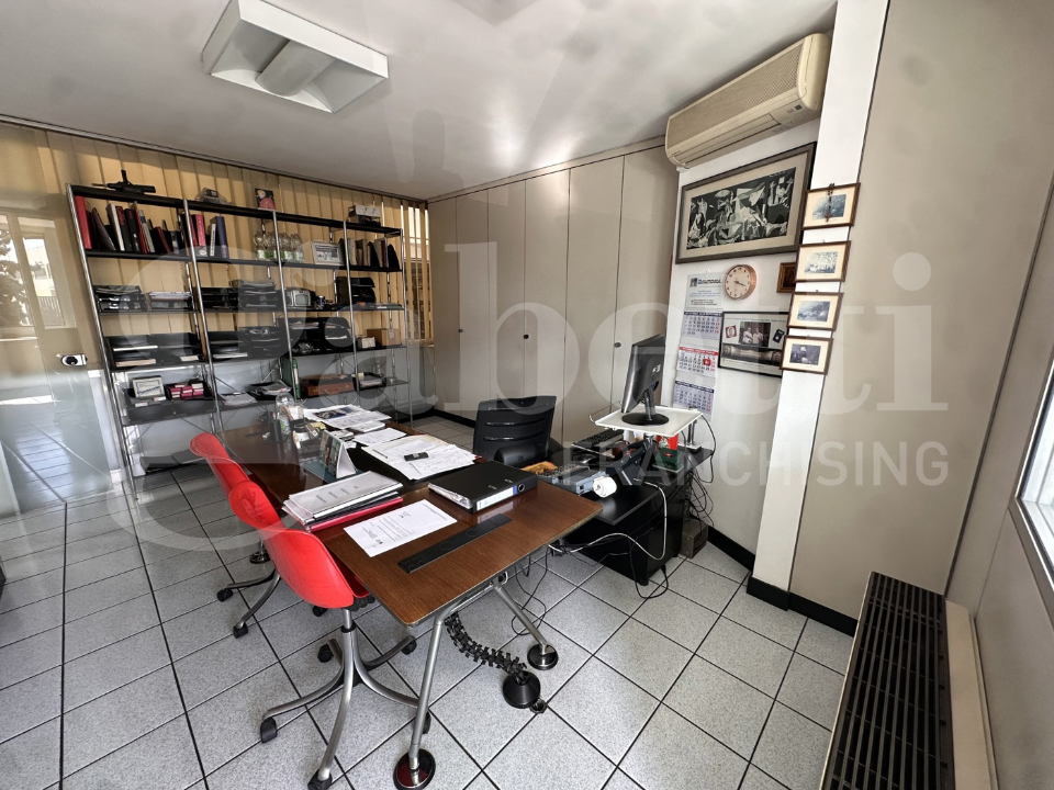 Capannone - Image 27